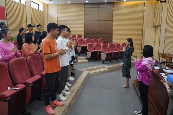 说明: 微信图片_20190929235943